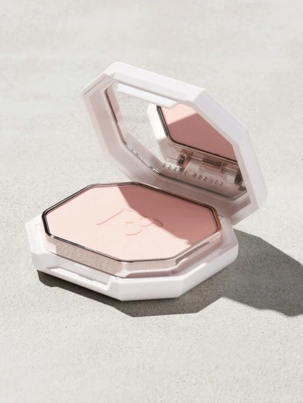 110 Fenty Pro Filt'r Soft Matte Powder Foundation